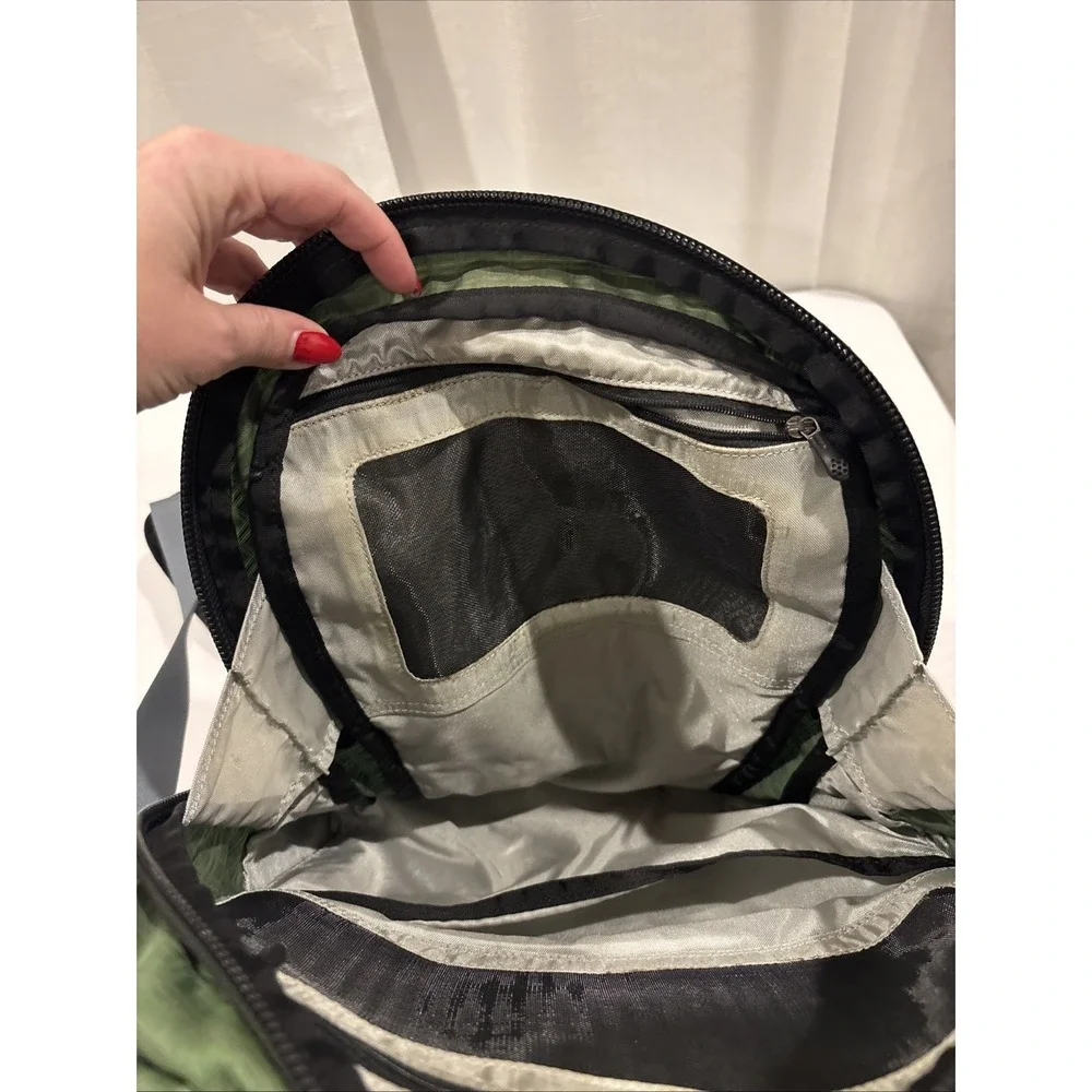 Patagonia Vintage 30L Messenger Laptop‎ Sling Bag With Strap Green/Black